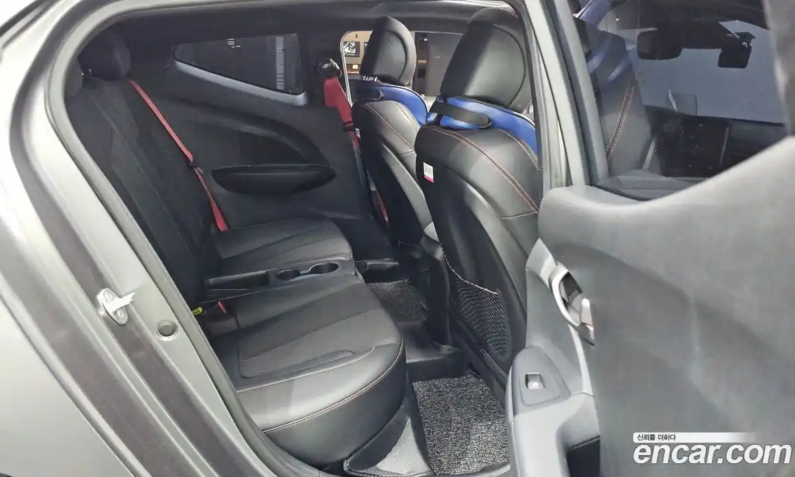 Hyundai Veloster 2018 1.6 гидро в Москве, фото 18