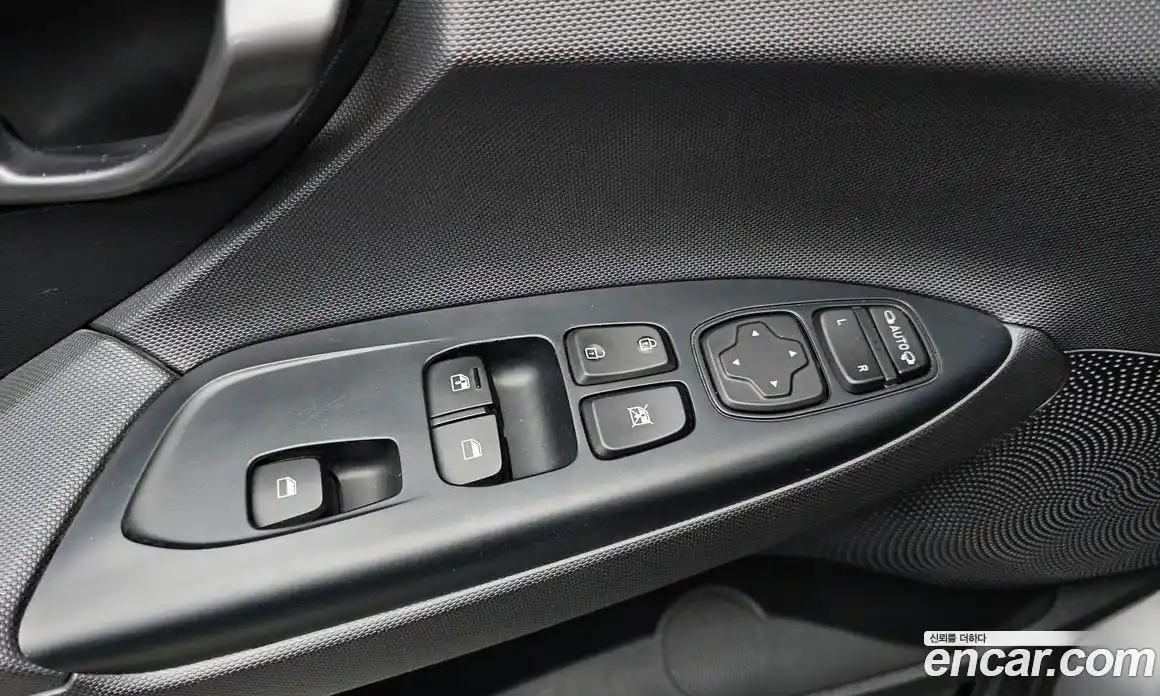 Hyundai Veloster 2018 1.6 гидро в Москве, фото 19