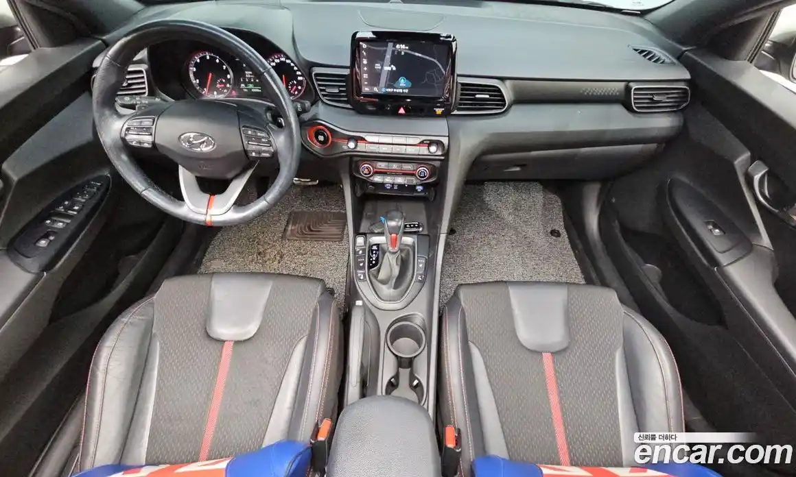 Hyundai Veloster 2018 1.6 гидро в Москве, фото 10