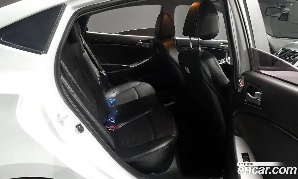 Hyundai Accent 2018 1.4 гидро в Москве, фото 11