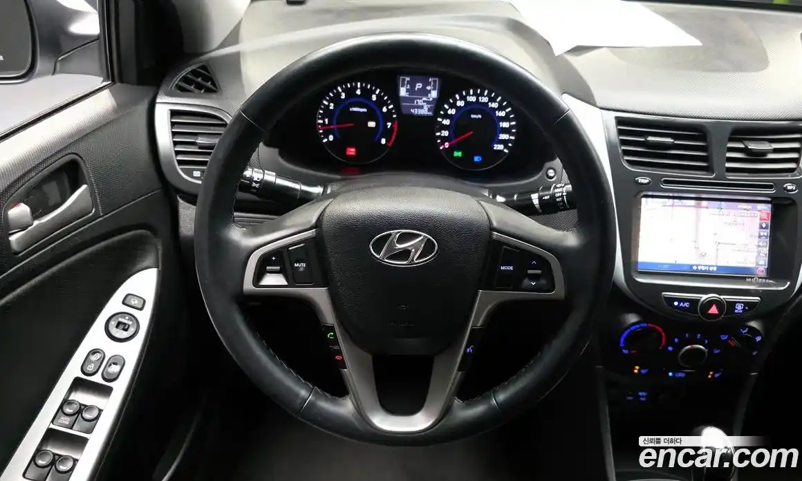 Hyundai Accent 2018 1.4 гидро в Москве, фото 13