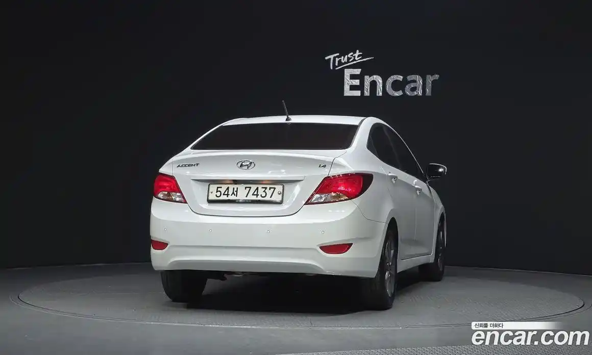 Hyundai Accent 2018 1.4 гидро в Москве, фото 4