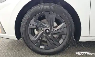 Hyundai Avante 2022 1.6 гидро в Москве № 2196941, миниатюра 5