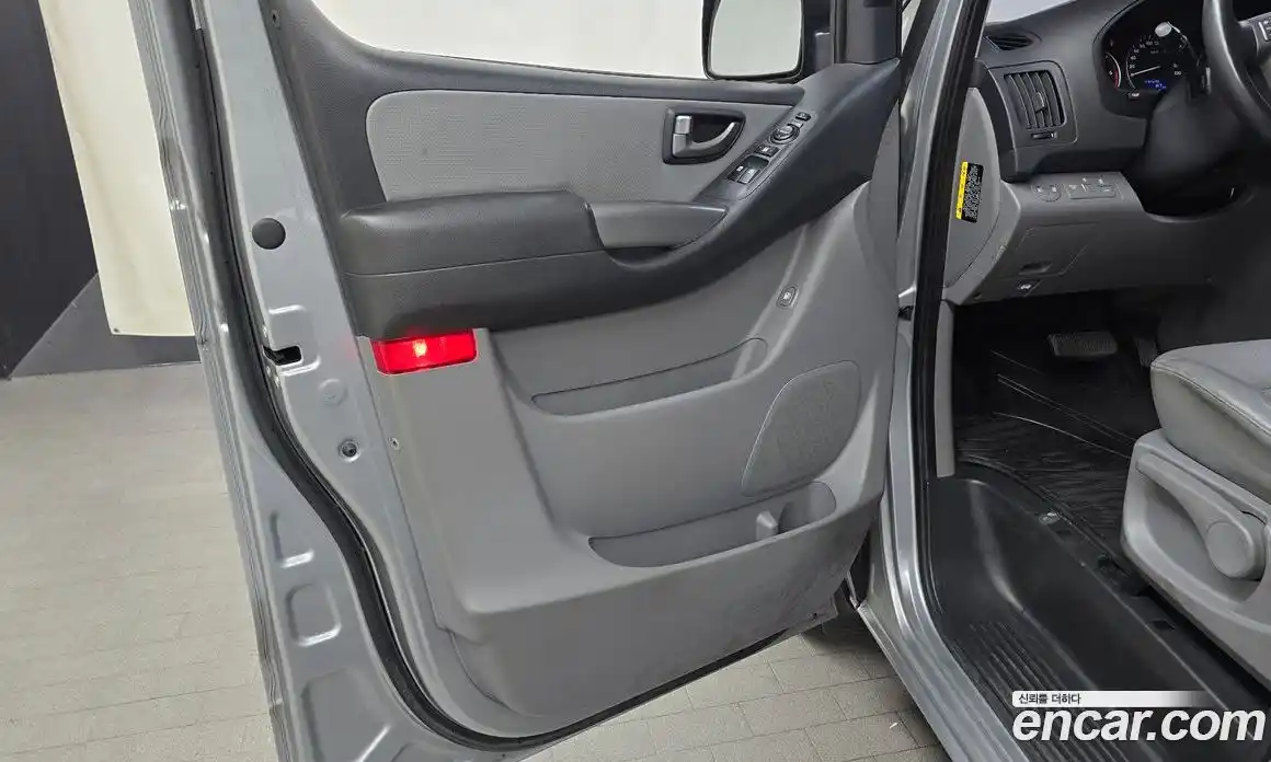 Hyundai Starex 2018 2.5 гидро в Москве, фото 14