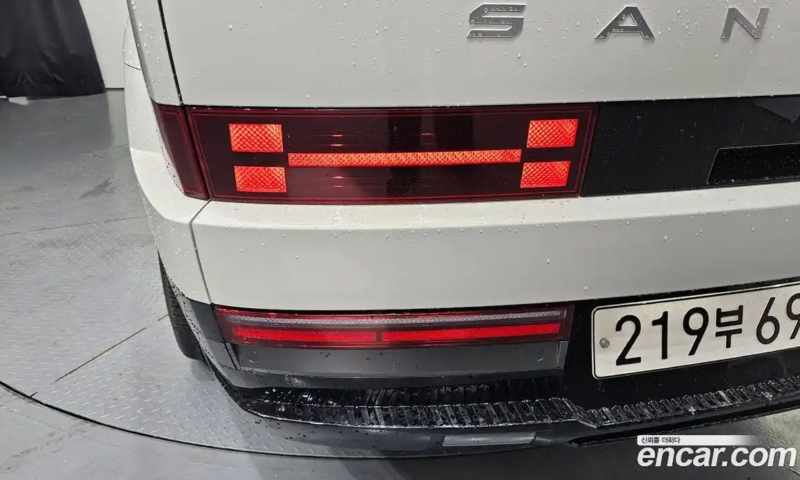Hyundai Santa Fe 2023 2.5 гидро в Москве № 2196959, фото 9
