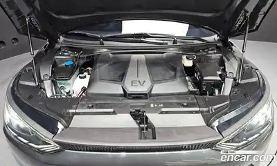 Kia EV6 2022 0.1 гидро в Москве № 2197648, миниатюра 6