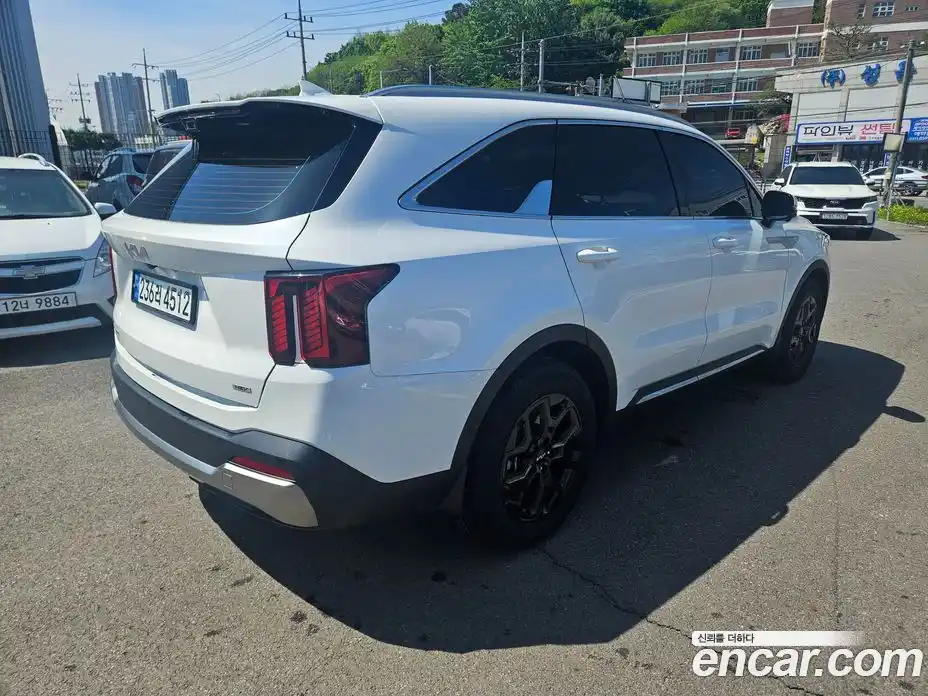 Kia Sorento 2024 1.6 гидро в Москве № 2197659, фото 4