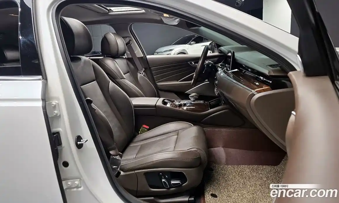 Kia K9 2019 3.8 гидро в Москве, фото 17