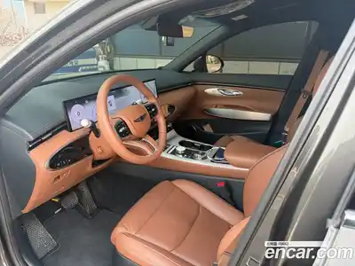 Genesis GV70 2024 2.5 гидро в Москве № 2197692, миниатюра 9