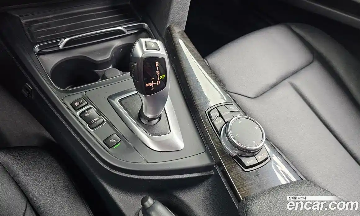 BMW 3-Series 2016 2.0 гидро в Москве № 2198152, фото 9