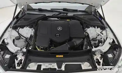 Mercedes-Benz E-Class 2025 2.0 гидро в Москве, миниатюра 6