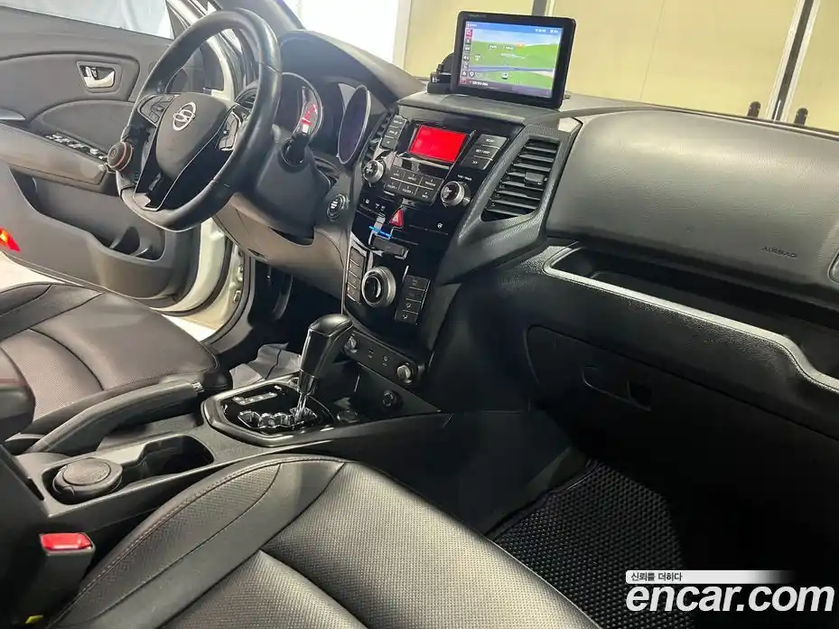 SsangYong TIBOLI 2016 1.6 гидро в Москве № 2199085, фото 12