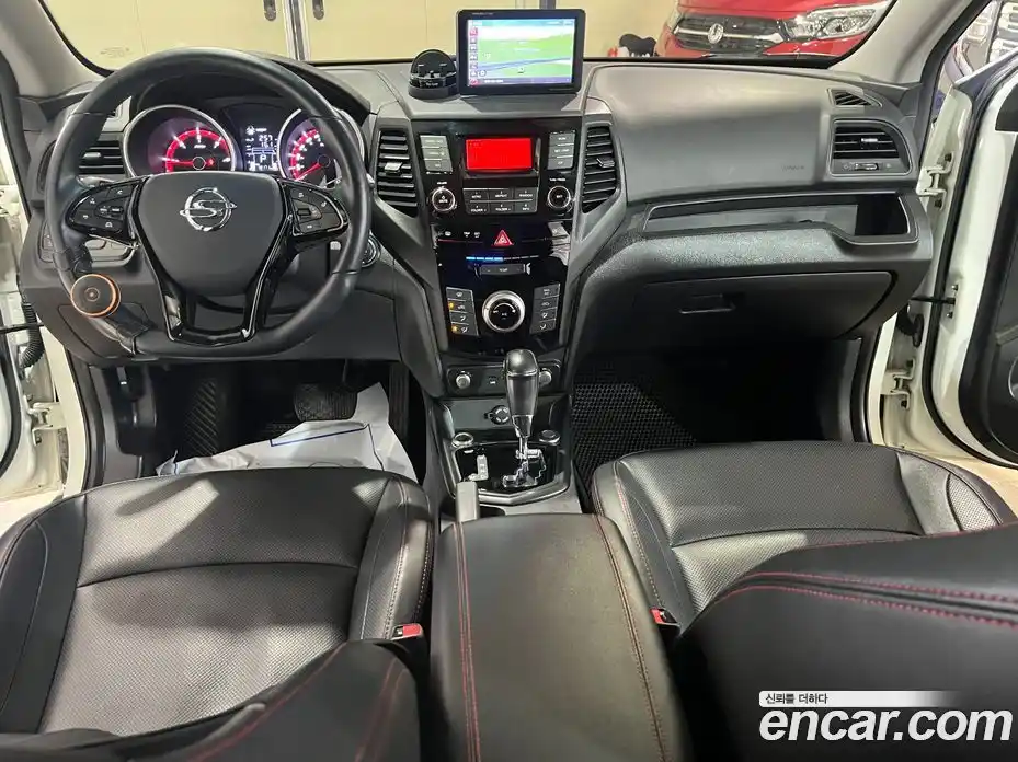 SsangYong TIBOLI 2016 1.6 гидро в Москве № 2199085, фото 13