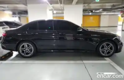 Mercedes-Benz E-Class 2023 2.0 гидро в Москве, миниатюра 5