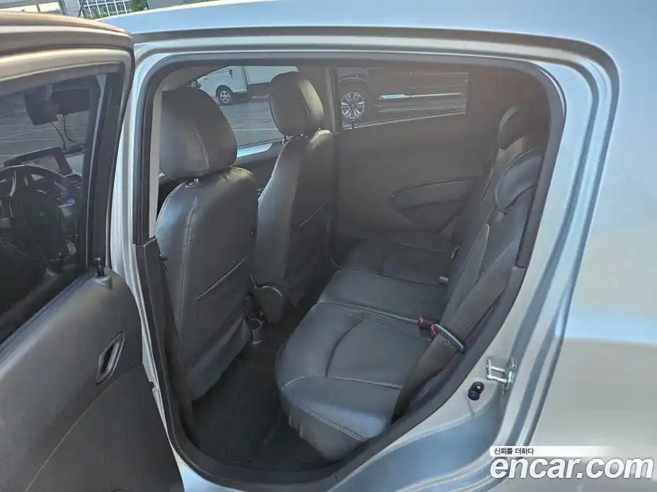 Chevrolet Spark 2015 1.0 гидро в Москве № 2200460, фото 6