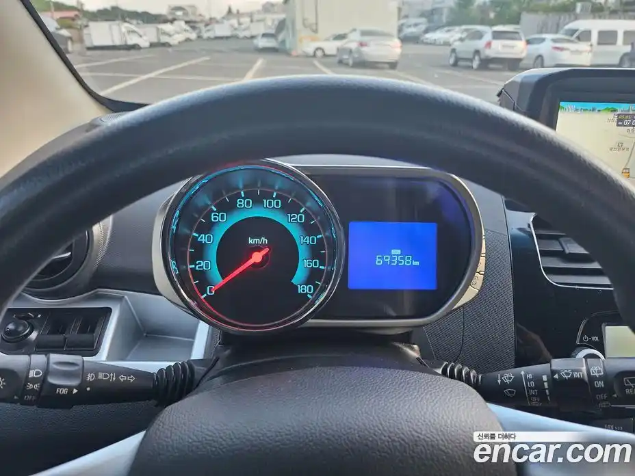 Chevrolet Spark 2015 1.0 гидро в Москве № 2200460, фото 8