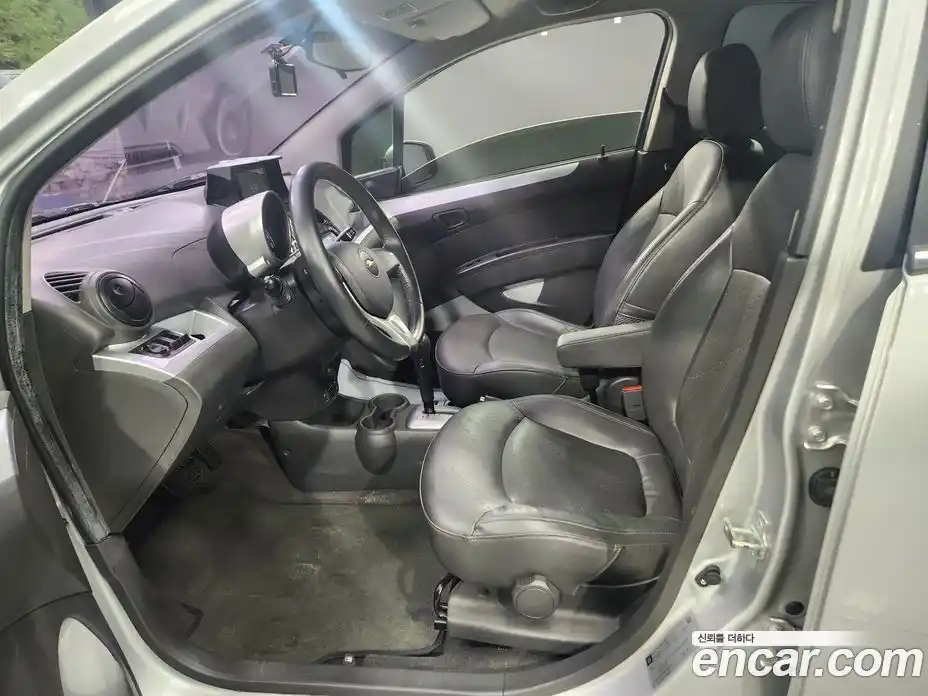 Chevrolet Spark 2013 1.0 гидро в Москве № 2200617, фото 17