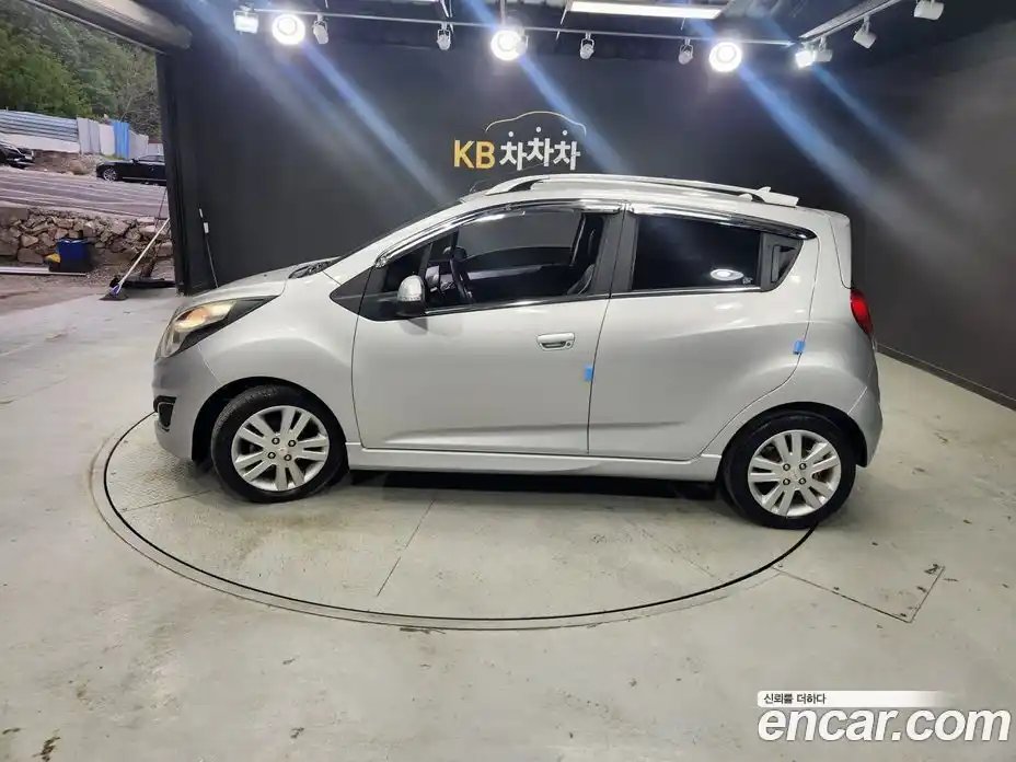 Chevrolet Spark 2013 1.0 гидро в Москве № 2200617, фото 3