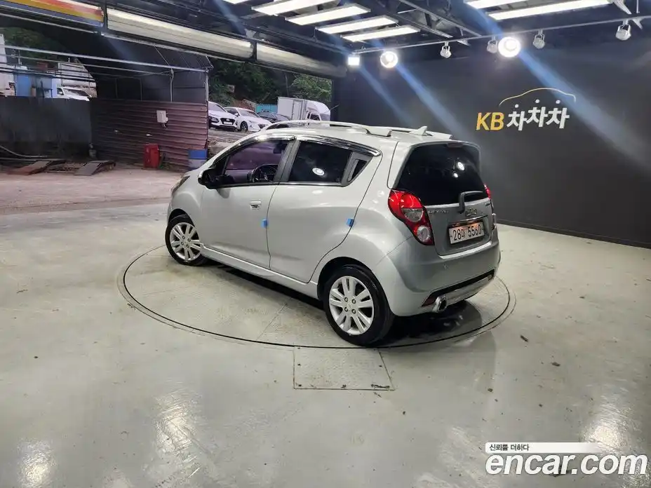 Chevrolet Spark 2013 1.0 гидро в Москве № 2200617, фото 4