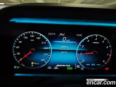 Mercedes-Benz AMG GT 2021 3.0 гидро в Москве № 2201107, миниатюра 3