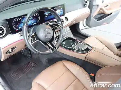 Mercedes-Benz E-Class 2021 2.0 гидро в Москве № 2201212, миниатюра 9