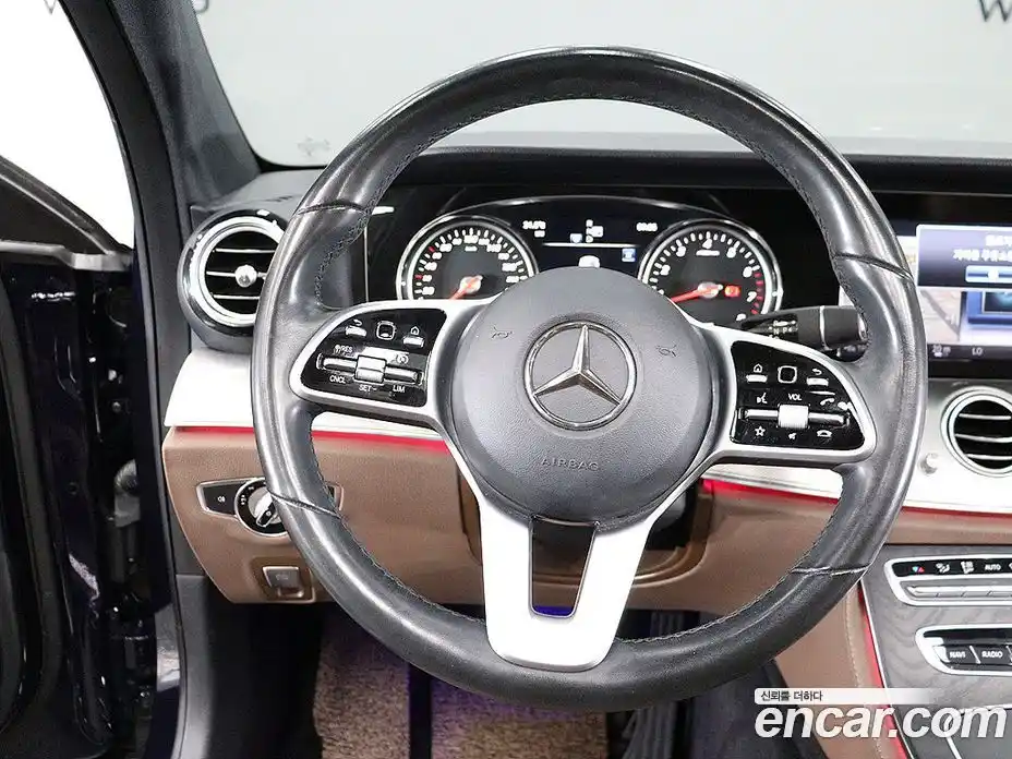 Mercedes-Benz E-Class 2020 2.0 гидро в Москве № 2201364, фото 12