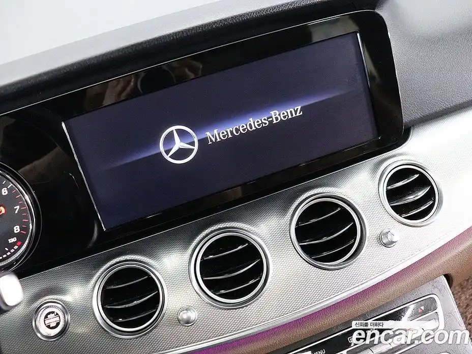 Mercedes-Benz E-Class 2020 2.0 гидро в Москве № 2201364, фото 13