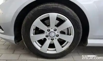 Mercedes-Benz C-Class 2010 1.8 гидро в Москве № 2201683, миниатюра 5