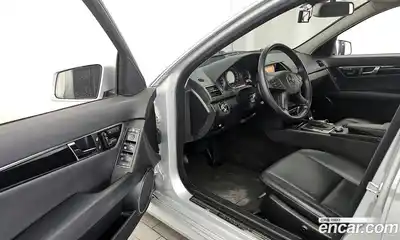 Mercedes-Benz C-Class 2010 1.8 гидро в Москве № 2201683, миниатюра 10