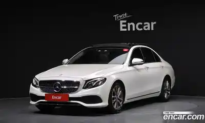 Mercedes-Benz E-Class E300 AV Intelligent Drive