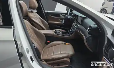 Mercedes-Benz E-Class 2016 2.0 гидро в Москве № 2201708, миниатюра 11