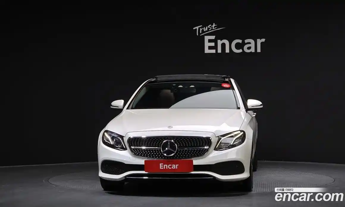 Mercedes-Benz E-Class 2016 2.0 гидро в Москве № 2201708, фото 3