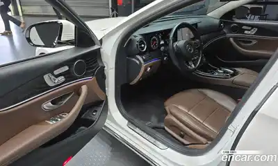Mercedes-Benz E-Class 2016 2.0 гидро в Москве № 2201708, миниатюра 10