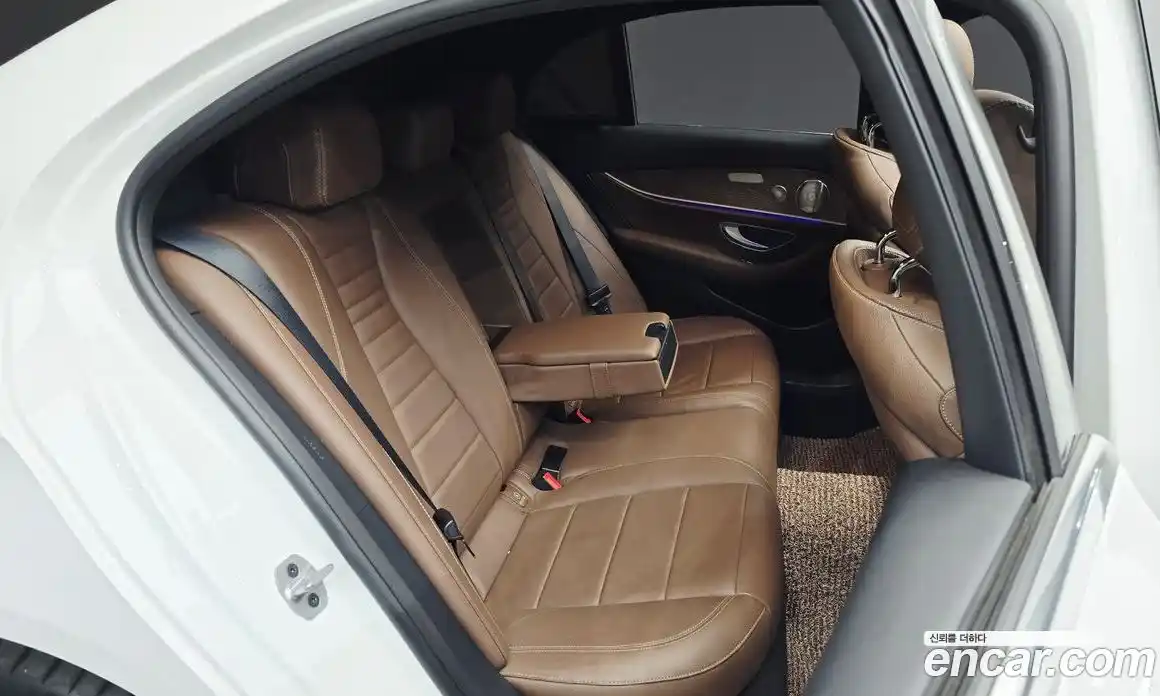 Mercedes-Benz E-Class 2021 2.0 гидро в Москве № 2201714, фото 16