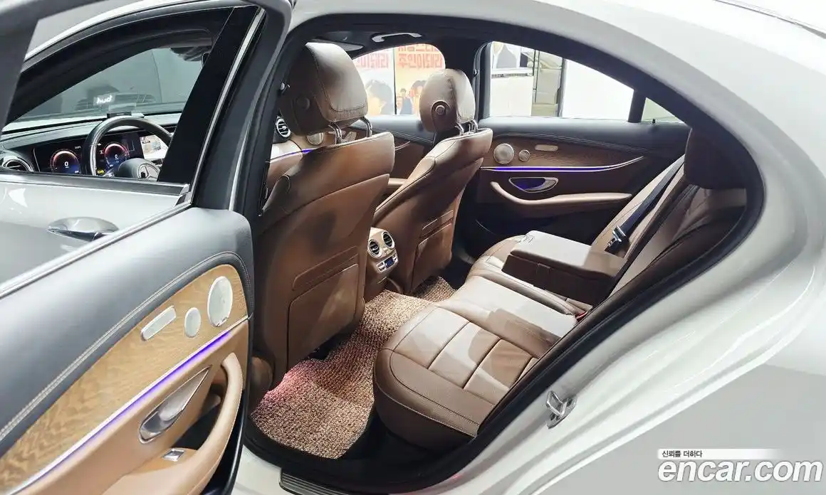 Mercedes-Benz E-Class 2021 2.0 гидро в Москве № 2201714, фото 17