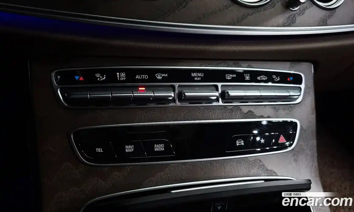 Mercedes-Benz E-Class 2021 2.0 гидро в Москве № 2201714, фото 29