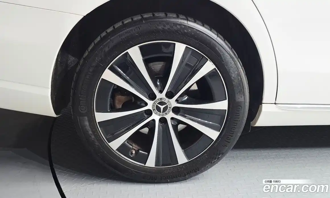 Mercedes-Benz E-Class 2021 2.0 гидро в Москве № 2201714, фото 5