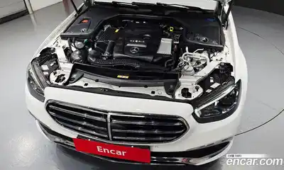 Mercedes-Benz E-Class 2021 2.0 гидро в Москве № 2201714, миниатюра 6