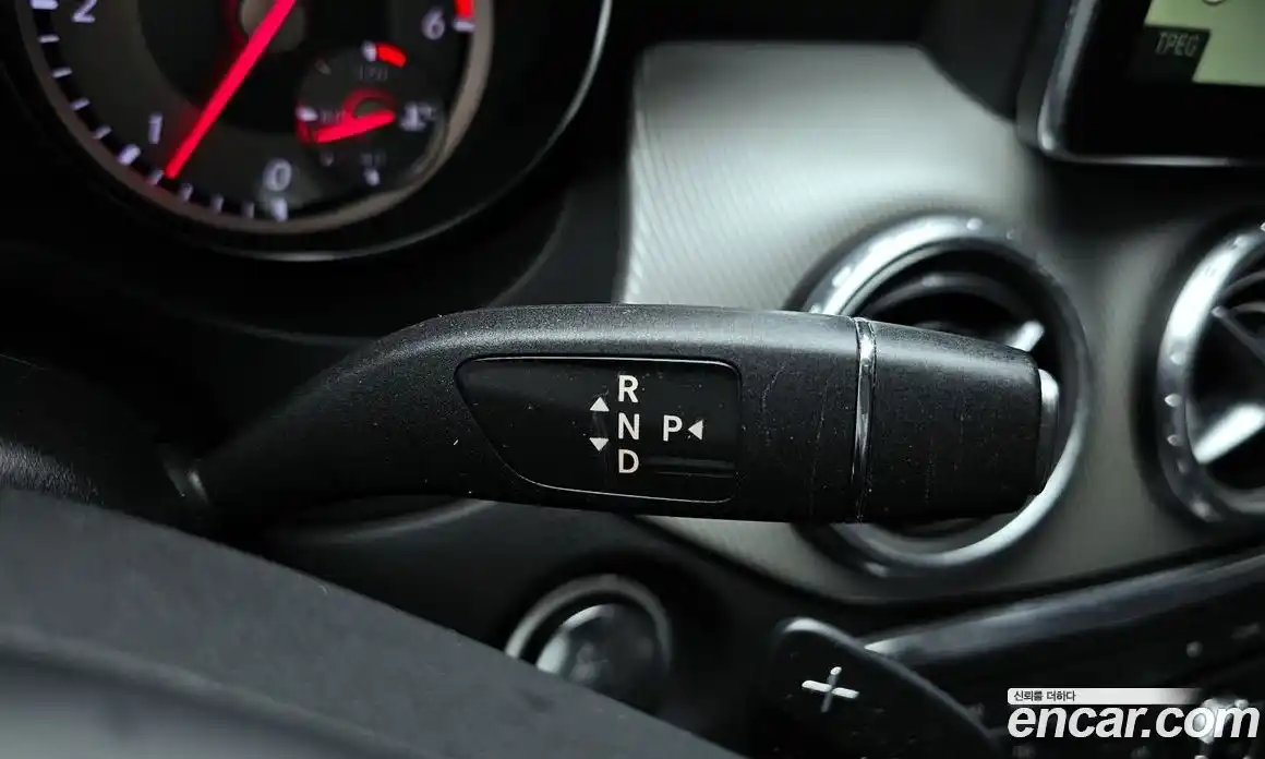 Mercedes-Benz GLA-Class 2016 2.1 гидро в Москве, фото 9