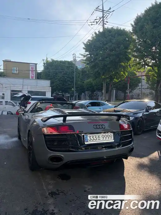 Audi R8 2012 5.2 механика в Москве, фото 4