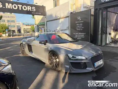 Audi R8 2012 5.2 механика в Москве, миниатюра 6