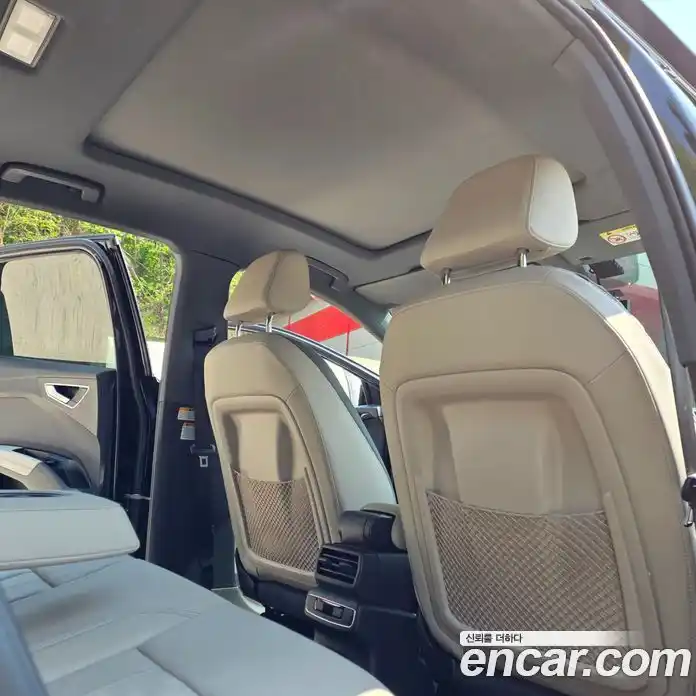 Audi Q4 e-tron 2022 0.2 гидро в Москве № 2202665, фото 15