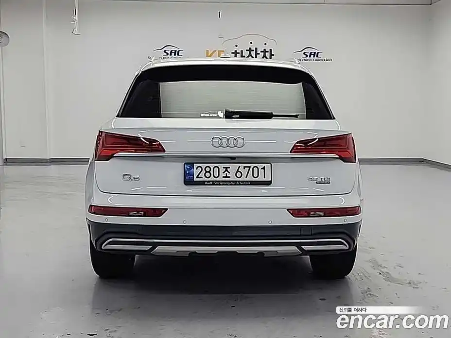 Audi Q5 2022 2.0 гидро в Москве № 2202671, фото 3