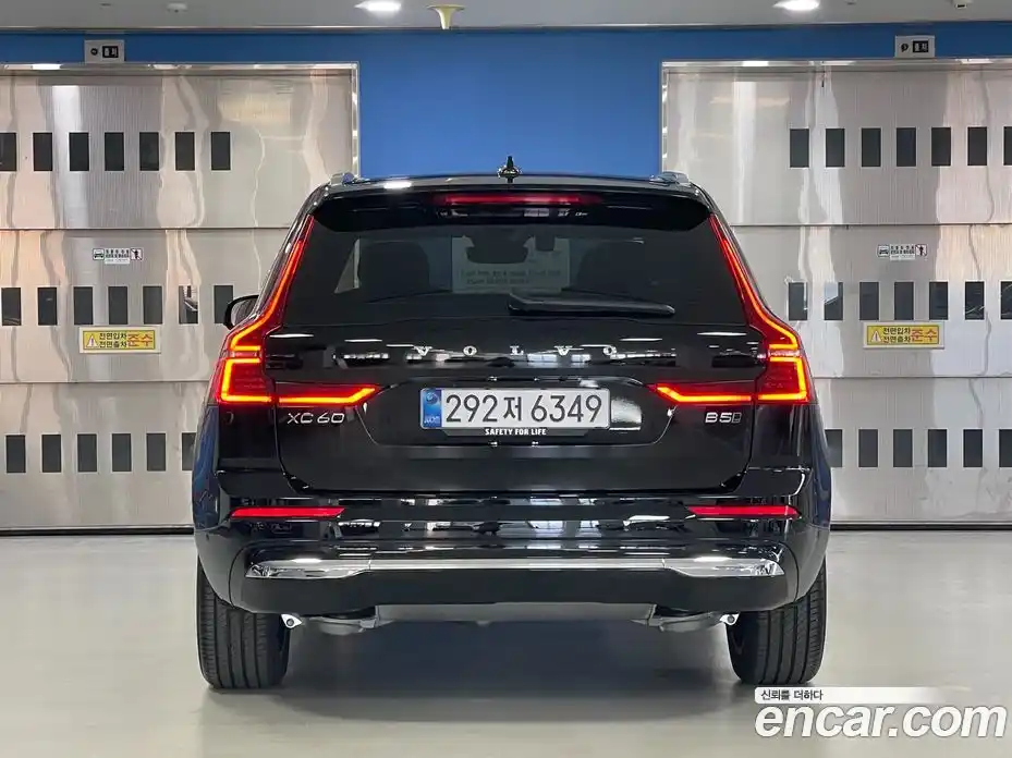 Volvo XC60 2026 2.0 гидро в Москве № 2202906, фото 4
