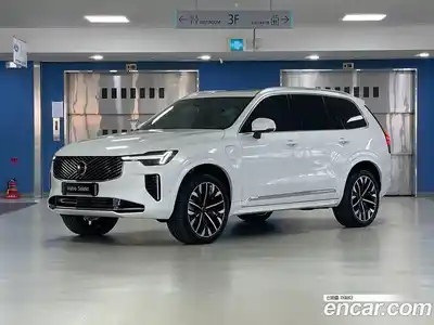 Volvo XC90, 2025