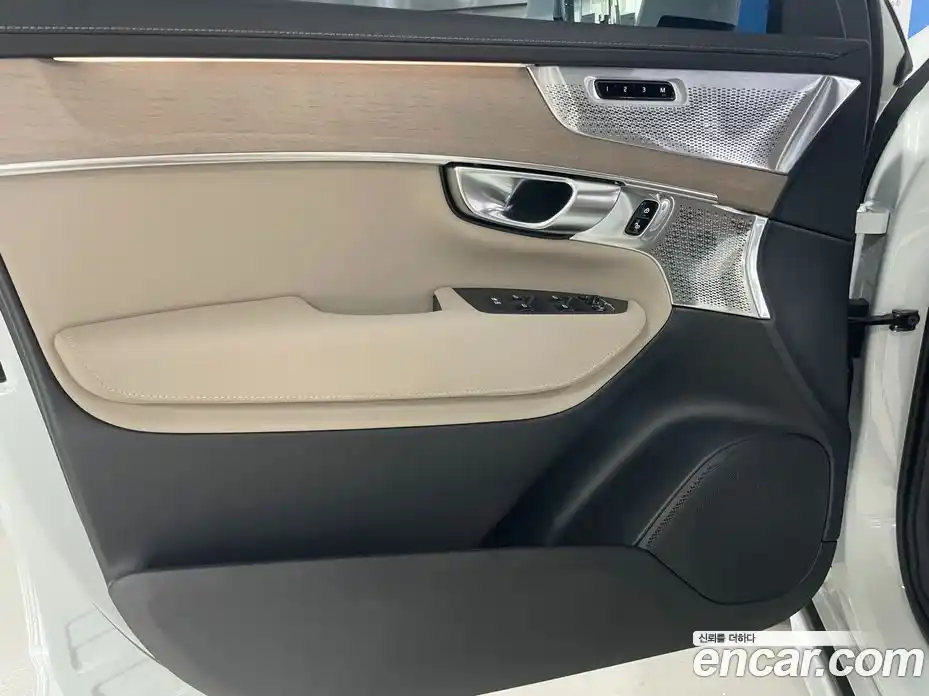 Volvo XC90 2025 2.0 гидро в Москве № 2202914, фото 17