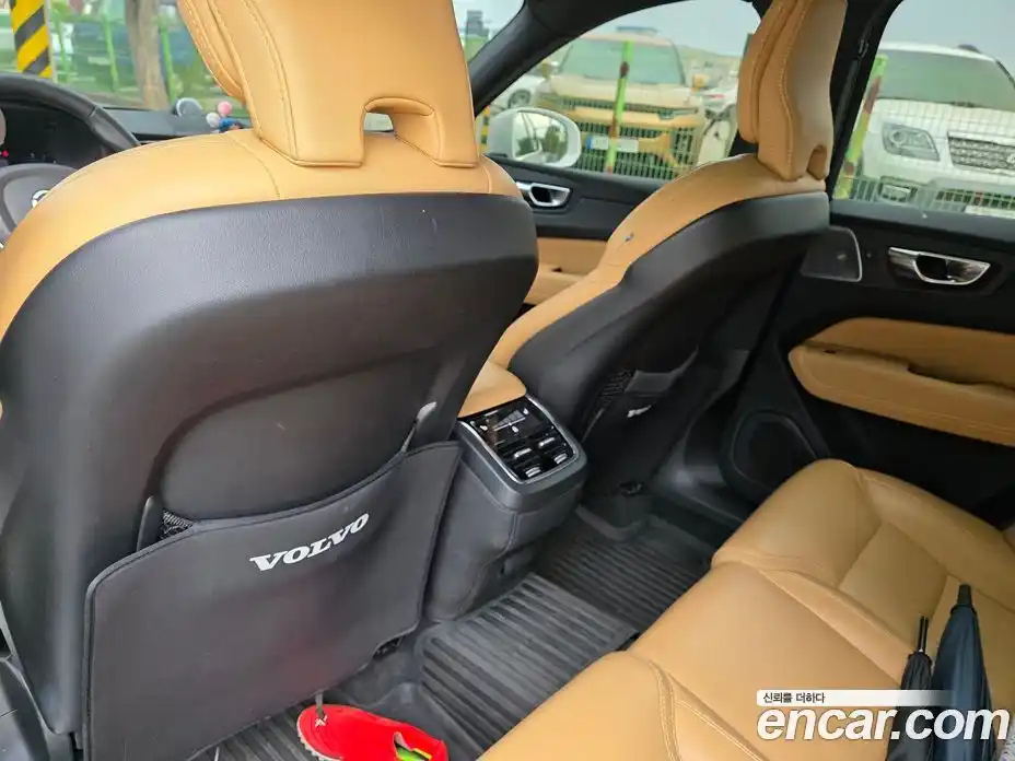 Volvo XC60 2022 2.0 гидро в Москве № 2202929, фото 12