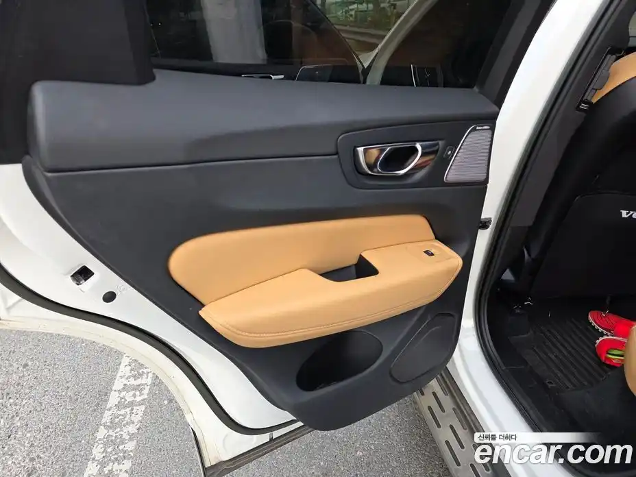 Volvo XC60 2022 2.0 гидро в Москве № 2202929, фото 14