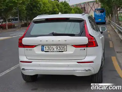 Volvo XC60 2022 2.0 гидро в Москве № 2202929, миниатюра 3