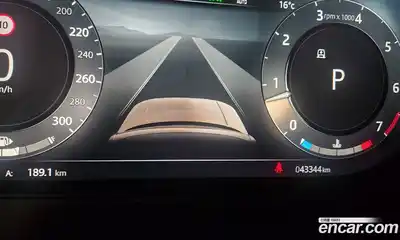 Land Rover Range-Rover 2023 4.4 гидро в Москве № 2203538, миниатюра 2